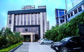 Hotel Landmark Rewa 4*